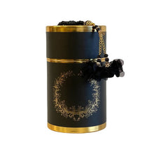 Charger l&#39;image dans la galerie, Boîte cylindre avec Tapis de prière noir et chapelet noir
